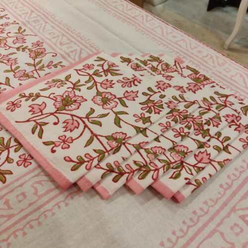 Table Cloth & Napkin Set